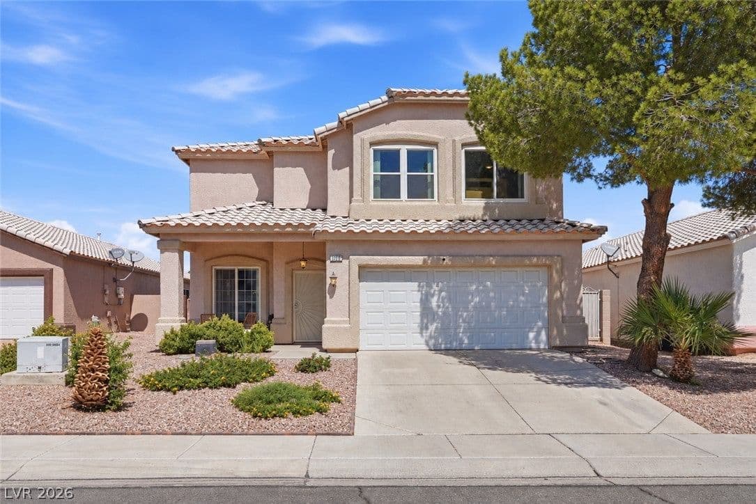 1608 Knoll Heights Court photo 2