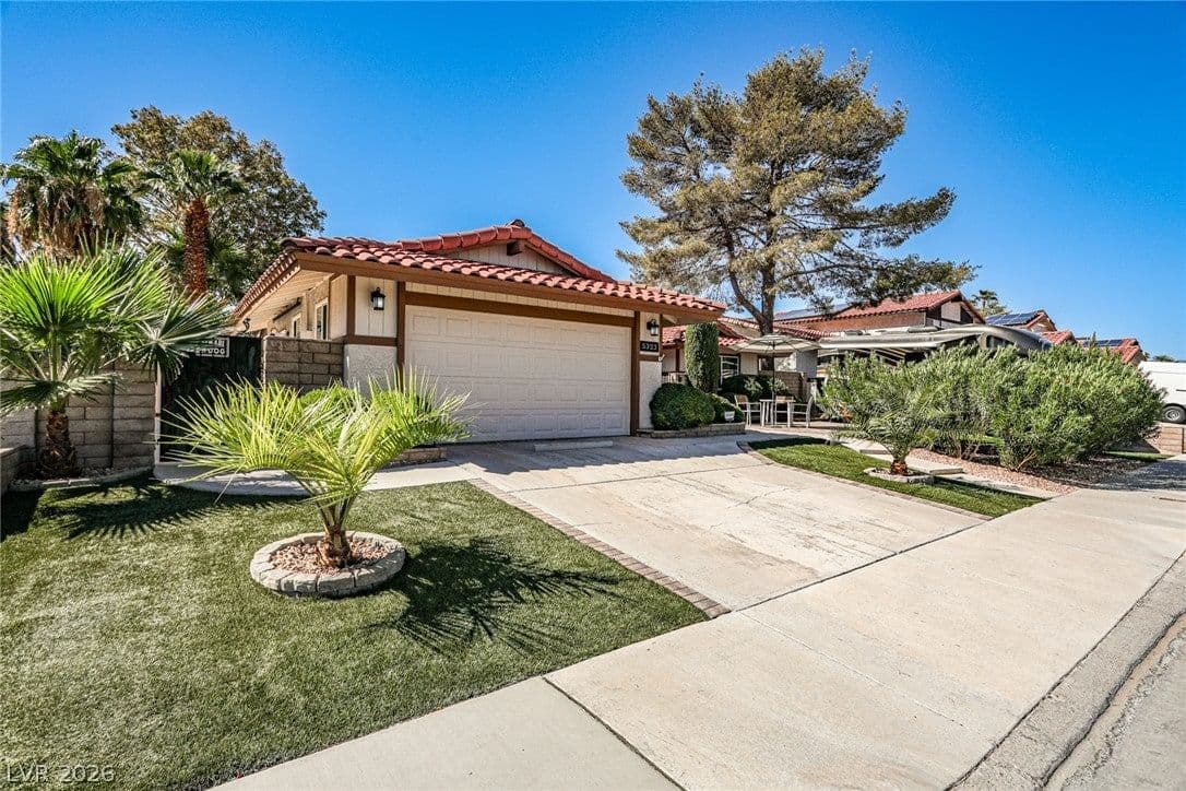 5323 Holbrook Drive photo 4