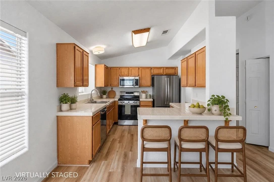 7816 Villa Finestra Drive photo 3