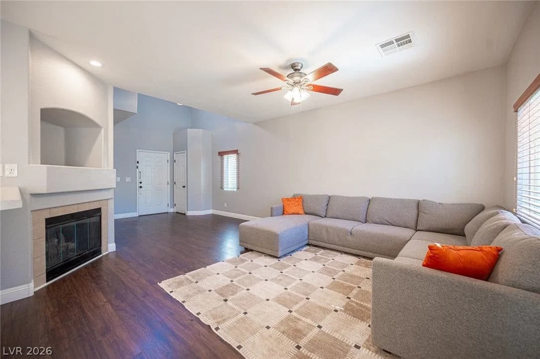 2463 Wrangler Walsh Lane photo 4