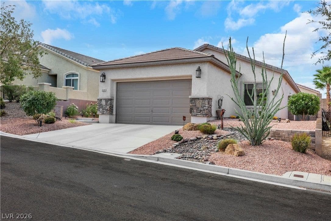 2635 Dirleton Place photo 2