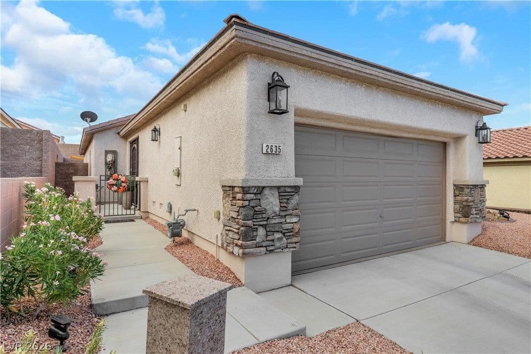 2635 Dirleton Place photo 4