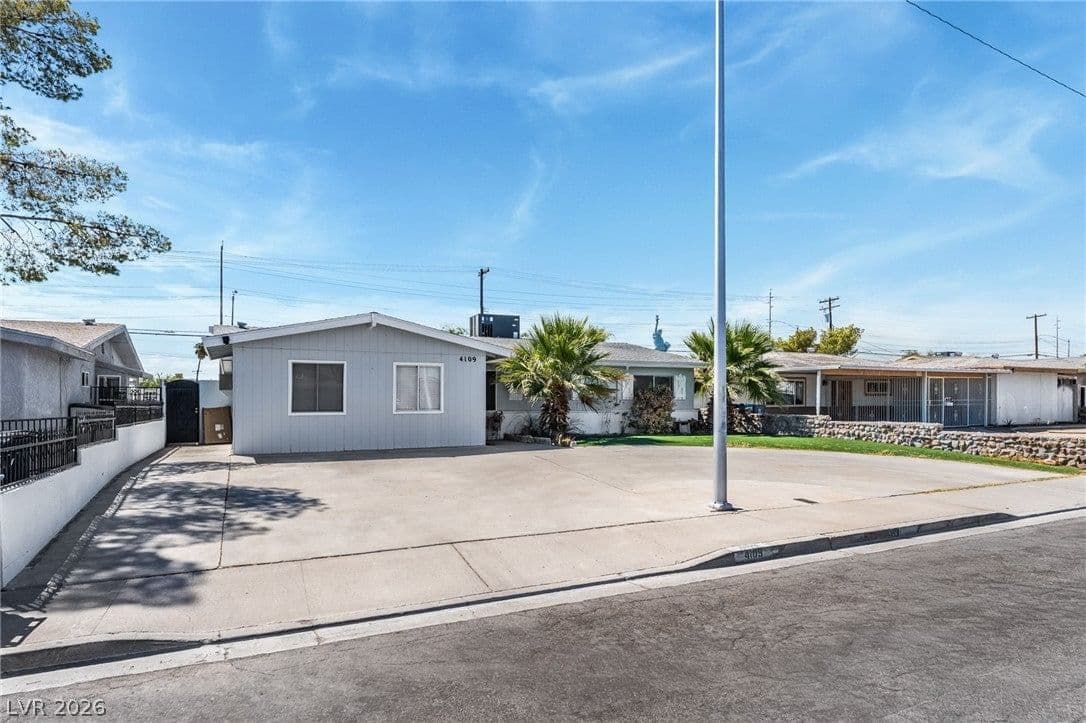 4109 Via Vaquero Avenue photo 5