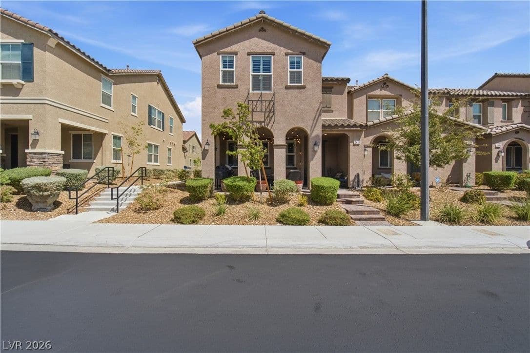 2436 Fasano Street photo 2