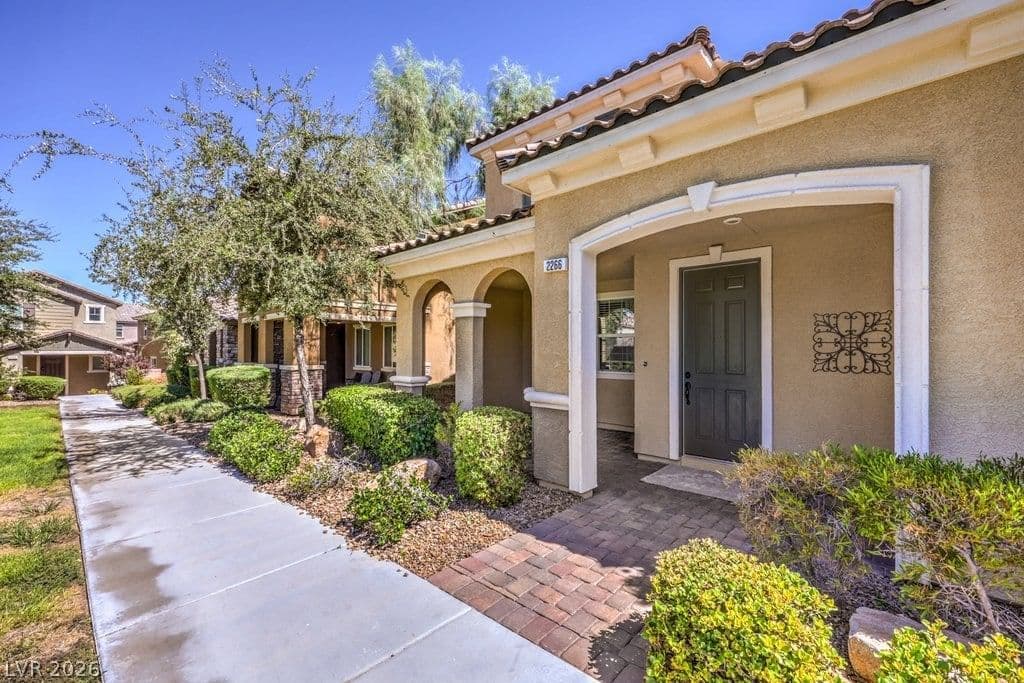 2266 LAMBRO Street photo 4