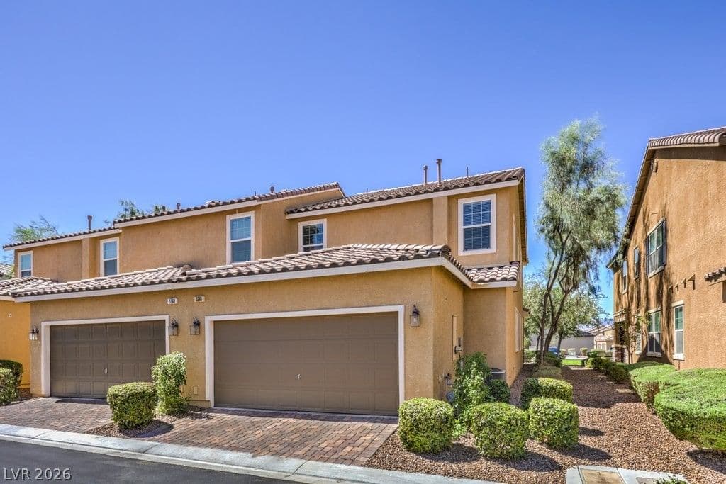 2266 LAMBRO Street photo 5