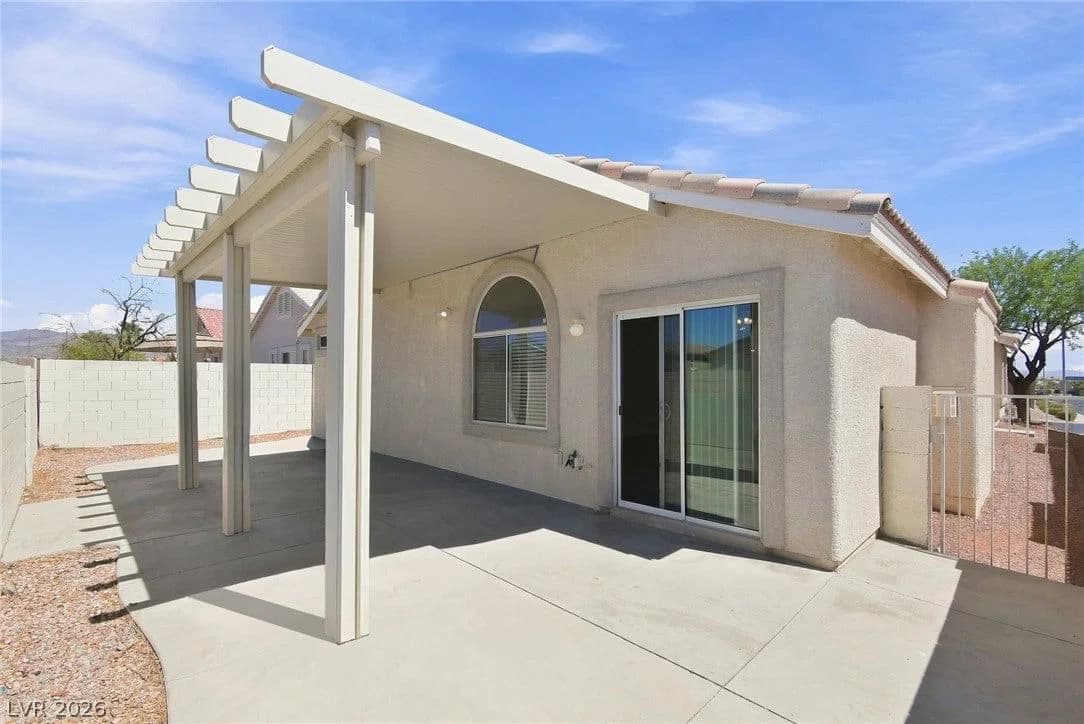 6059 Camden Cove Street photo 3