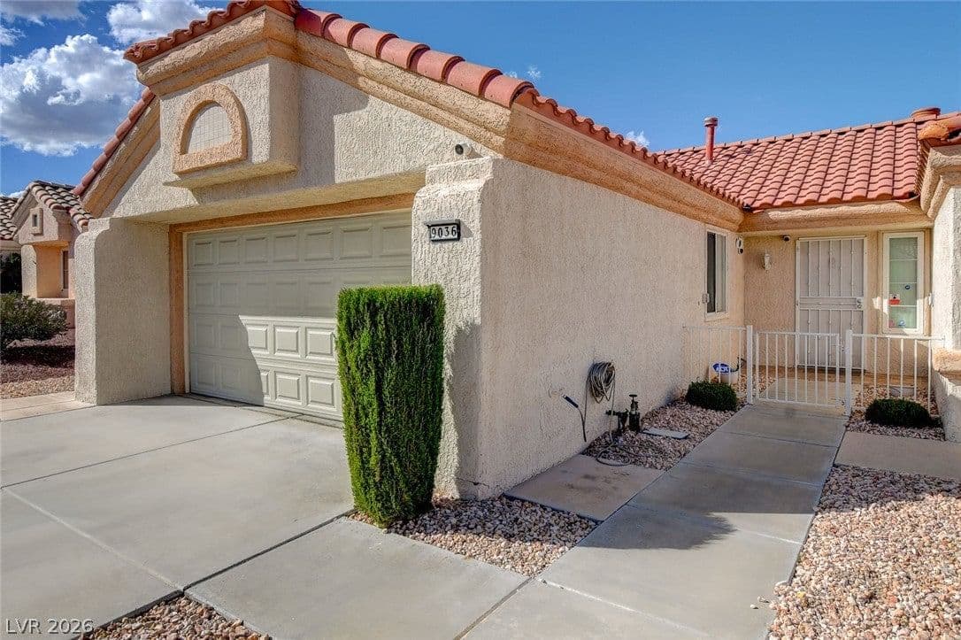 9036 Grayling Drive photo 4