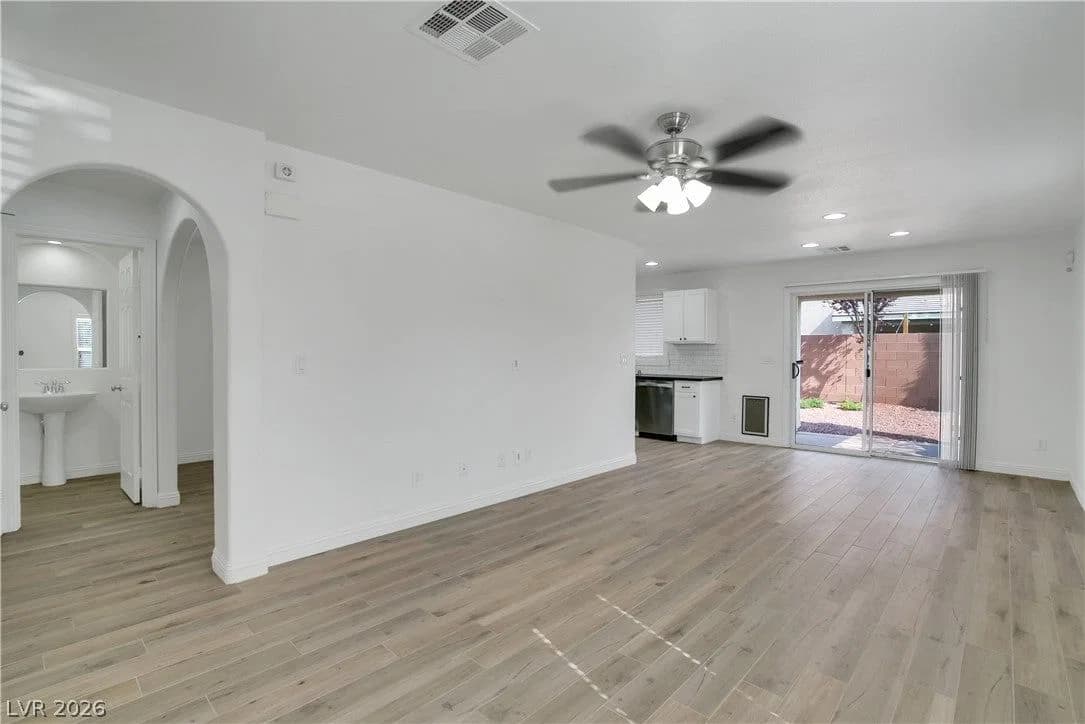 10250 HEADRICK Drive photo 4