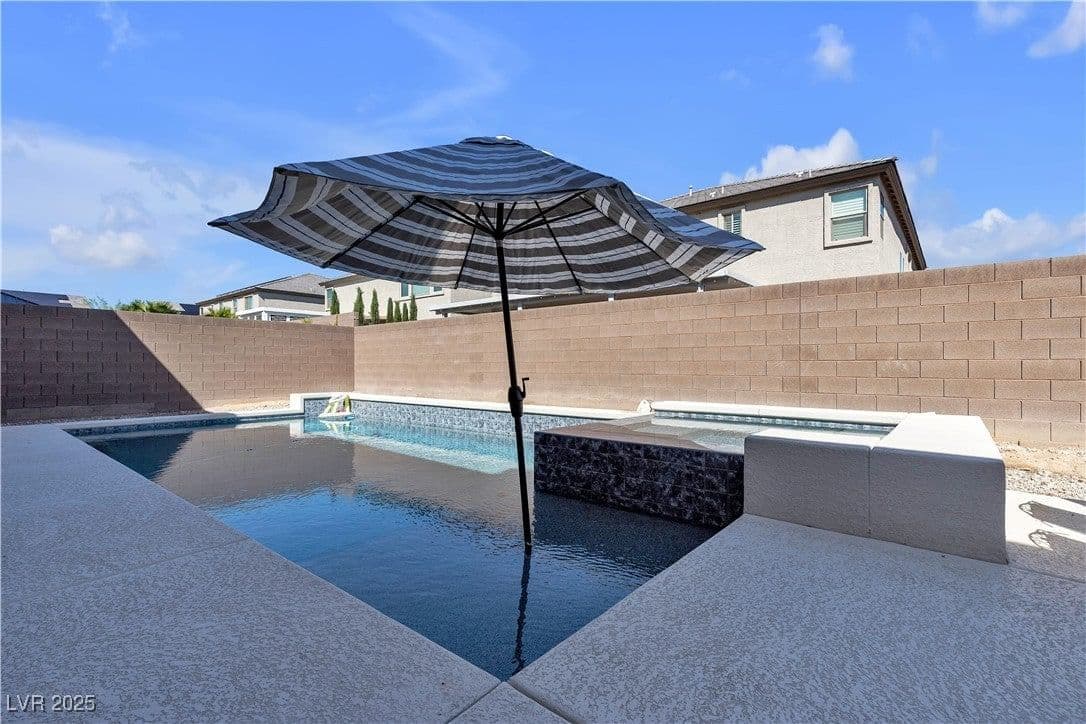 7296 Grace Estate Avenue