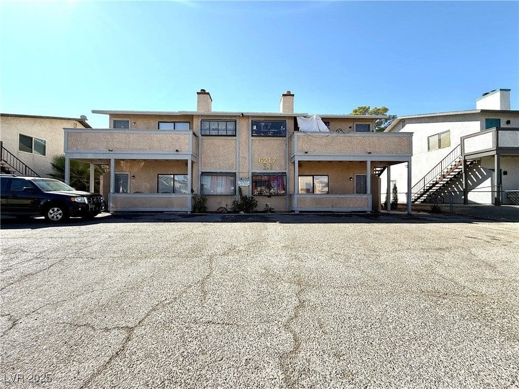 6217 Yerba Lane