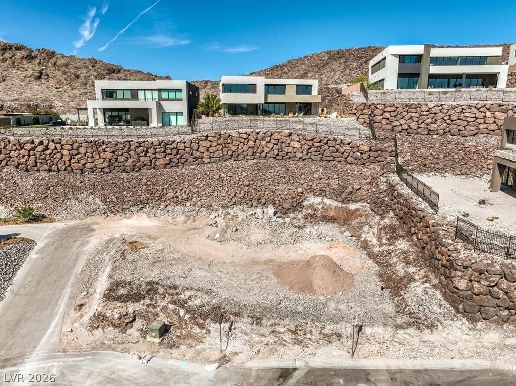 619 Dragon Mountain Court