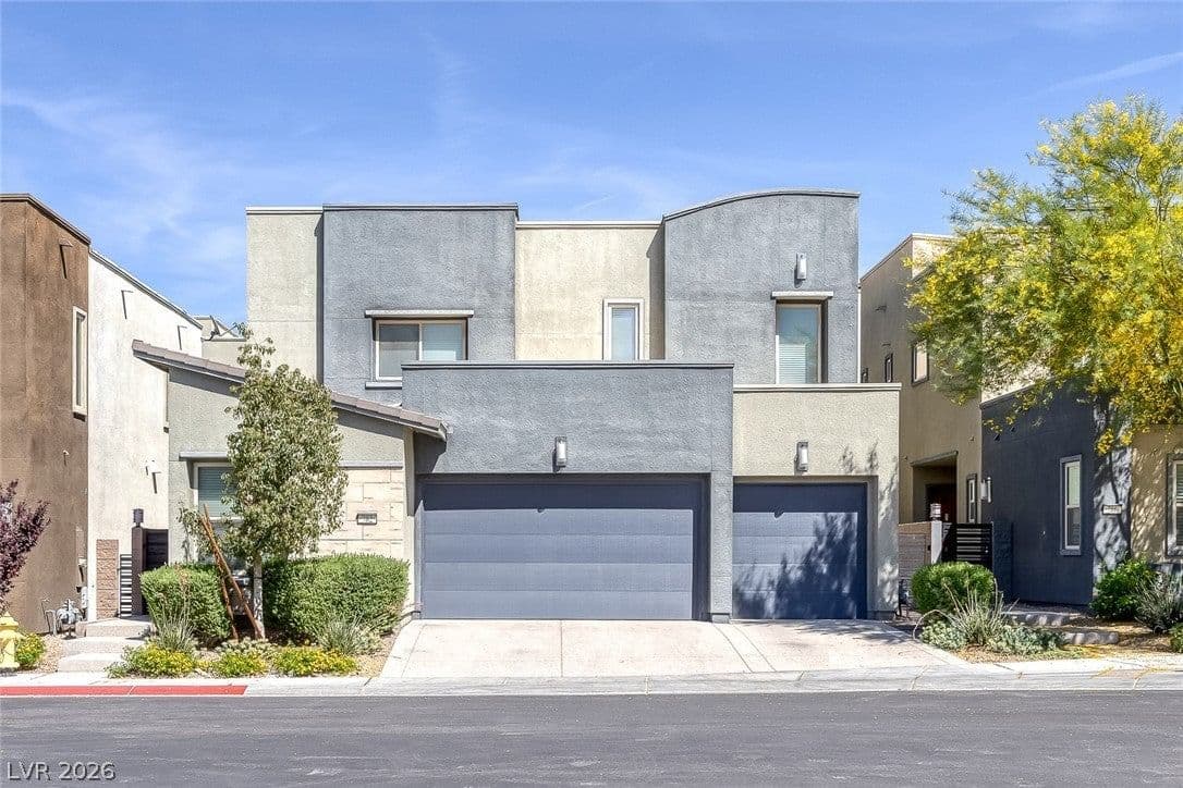 782 Glistening Light Court