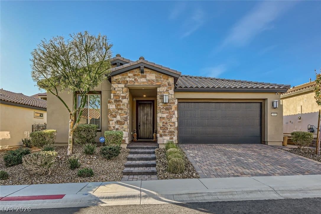 53 Stone Yucca Court