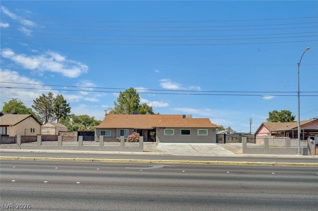 3768 Russell Road