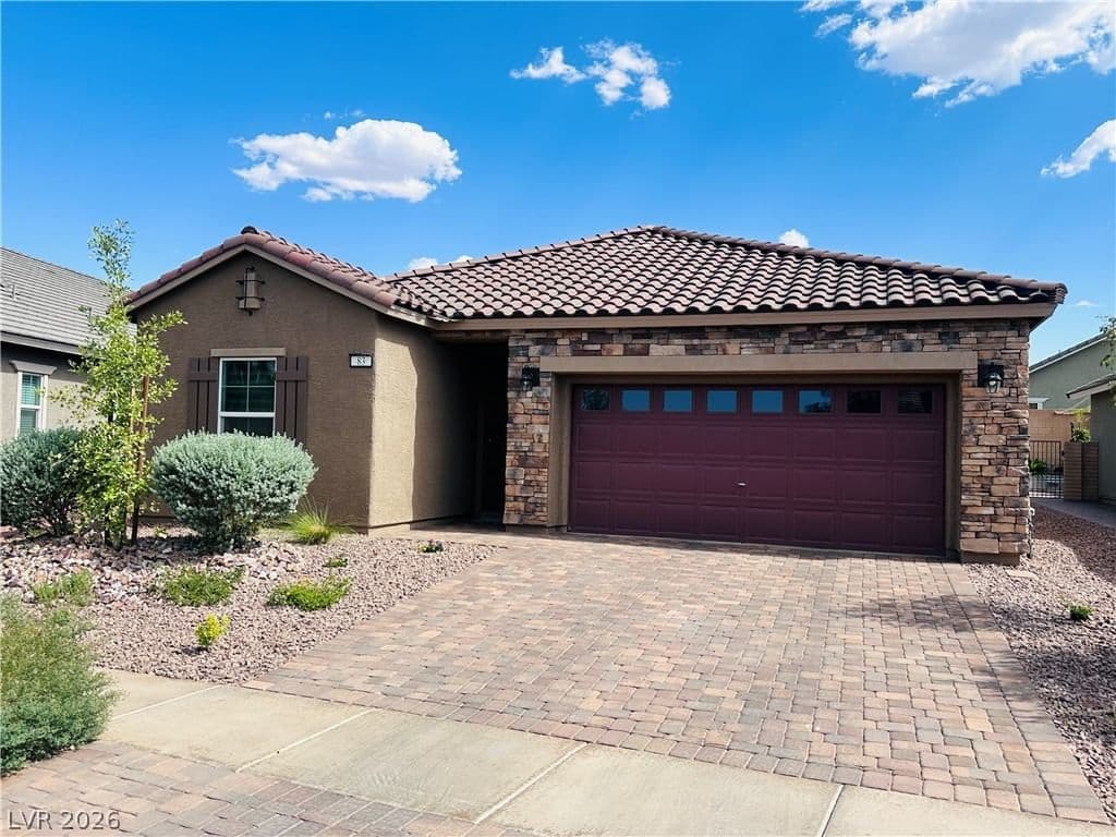 83 Summer Rhapsody Avenue