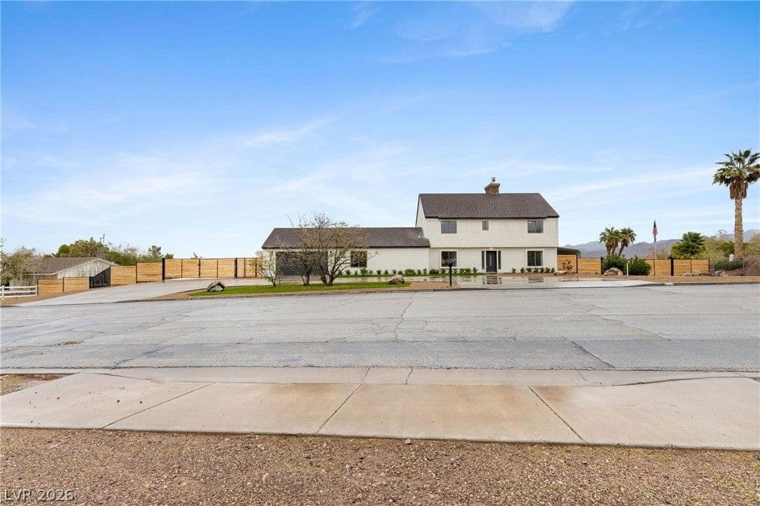 1212 Santa Ynez Avenue