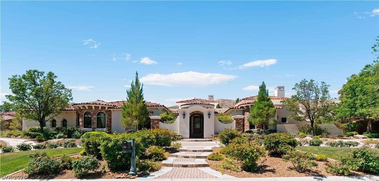 11 Olympia Hills Circle