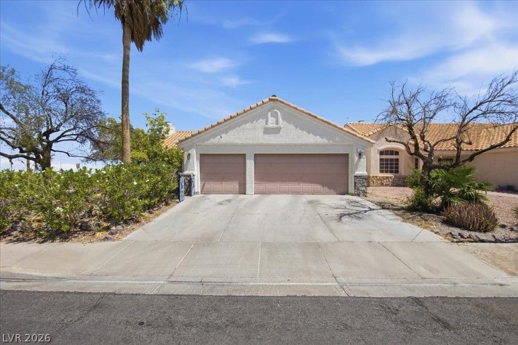 101 Aruba Isle Drive