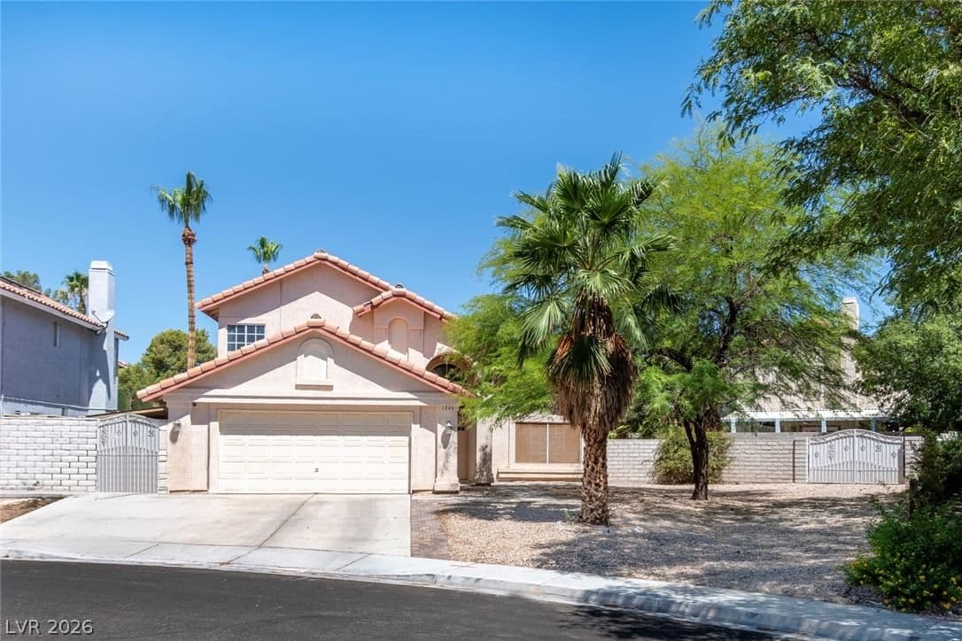 1340 Red Hollow Drive