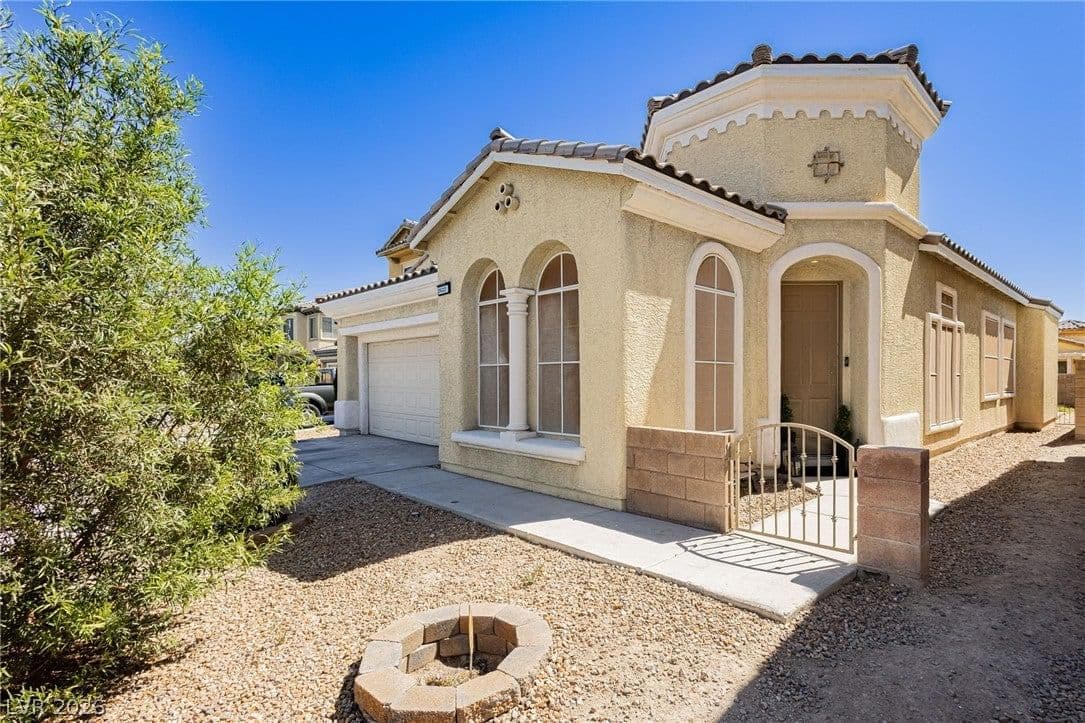 2632 Rainbow Glow Street