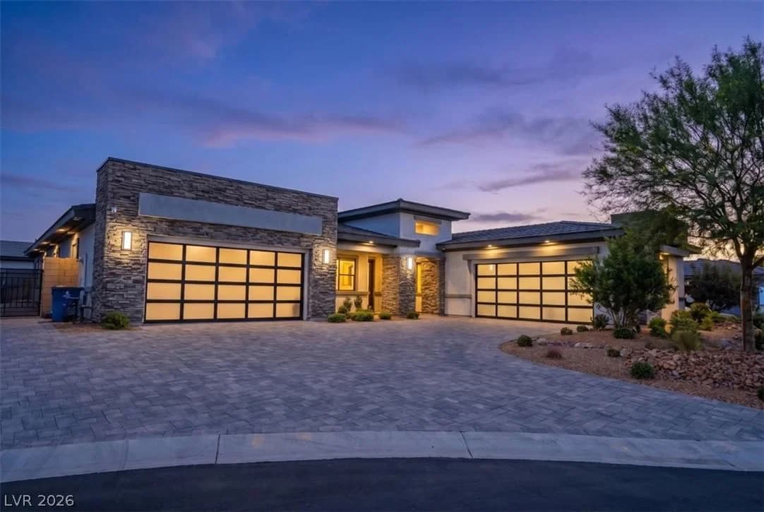 8320 Carlingford Court