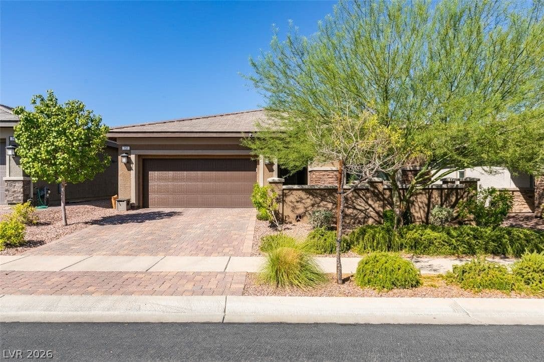 751 Drammatico Place