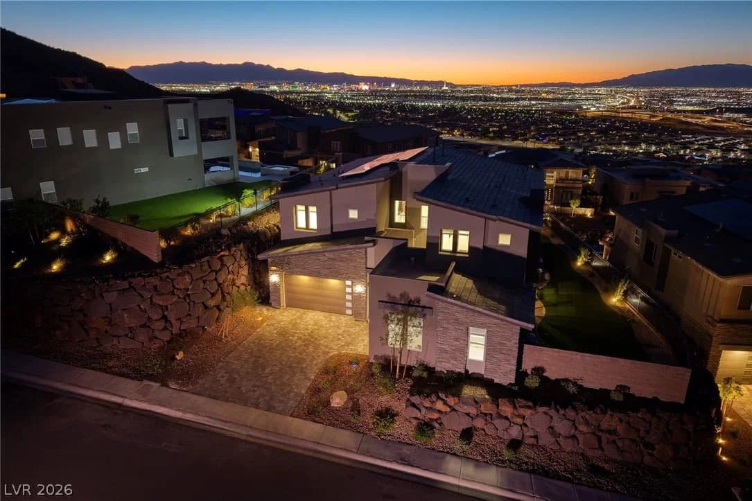 526 Riley Ridge Court