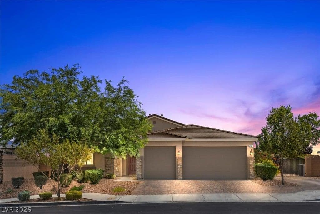 6982 Hopi Summit Court