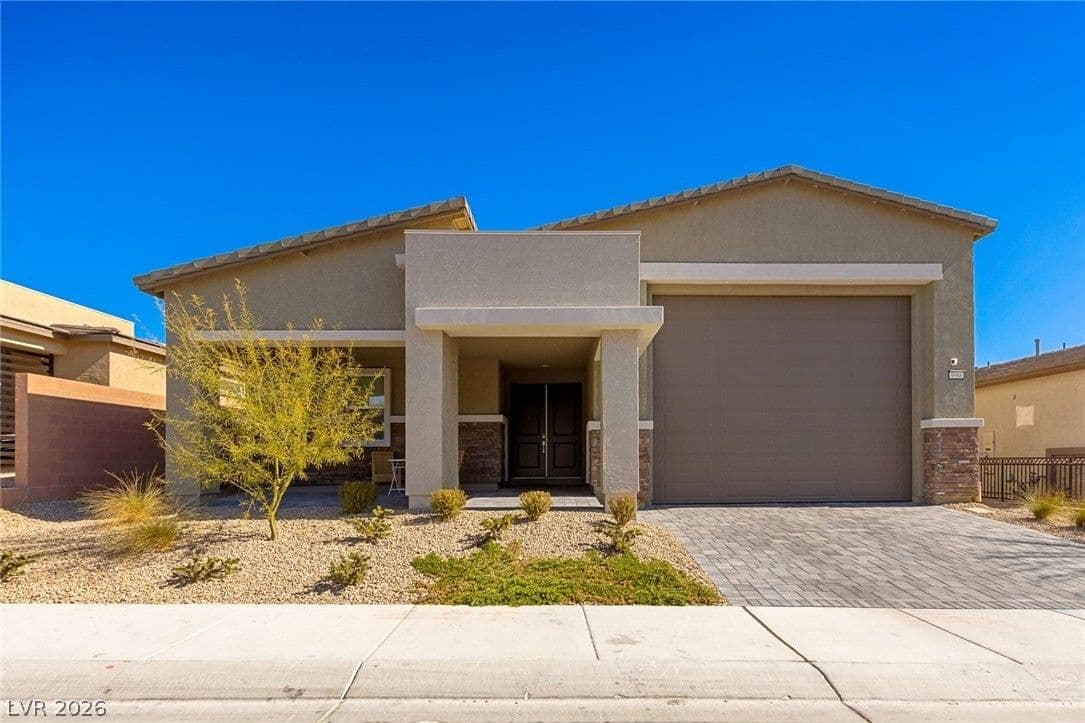 9986 Joshua Foothills Street