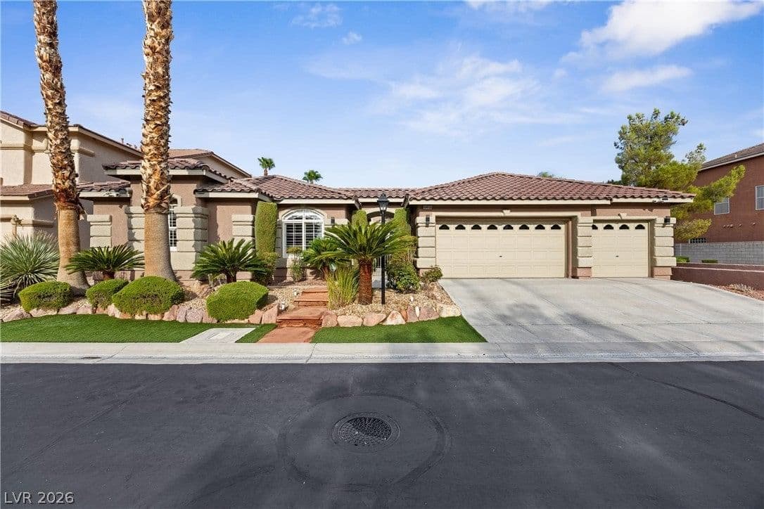 9413 Empire Rock Street
