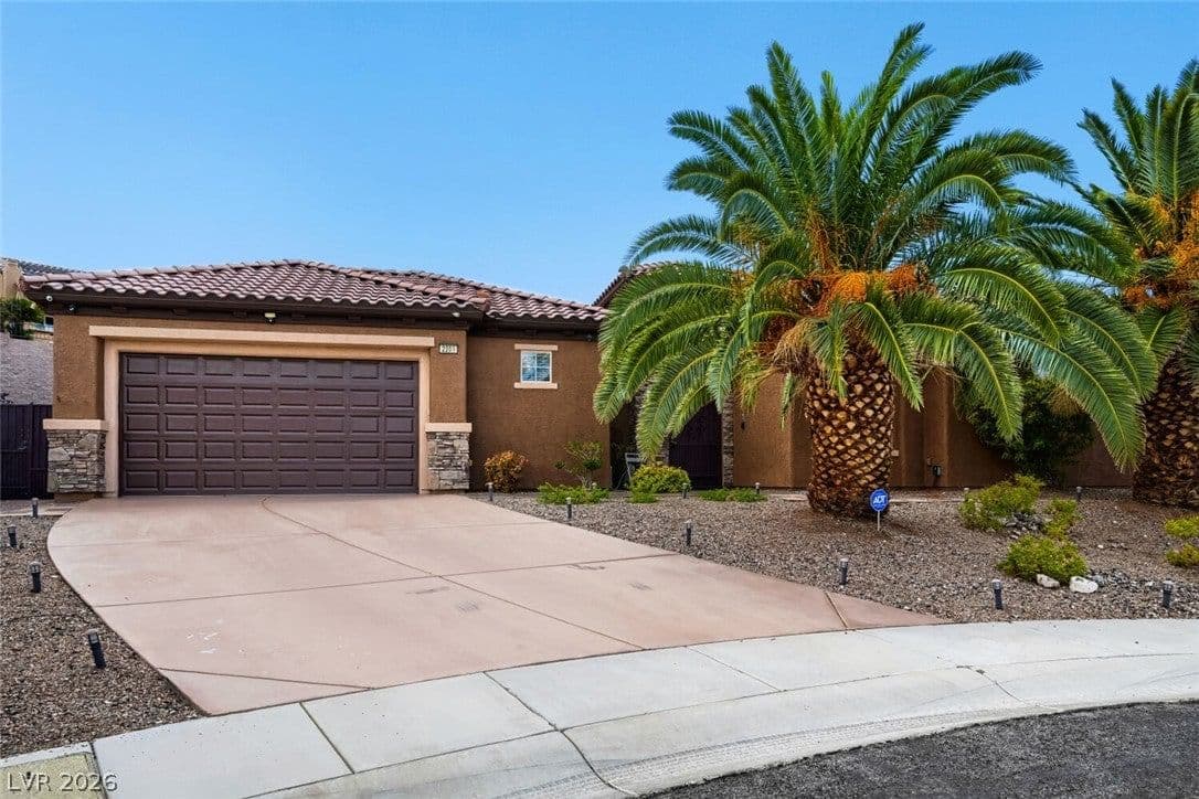 2201 Hudson Falls Court