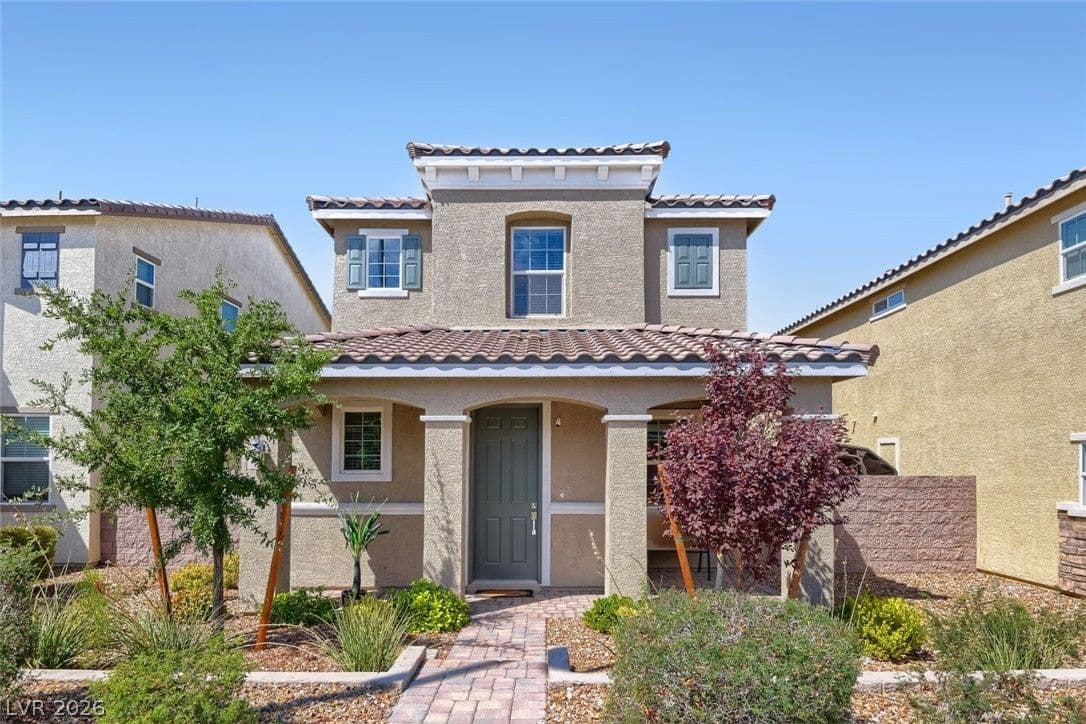 2495 Adige Place
