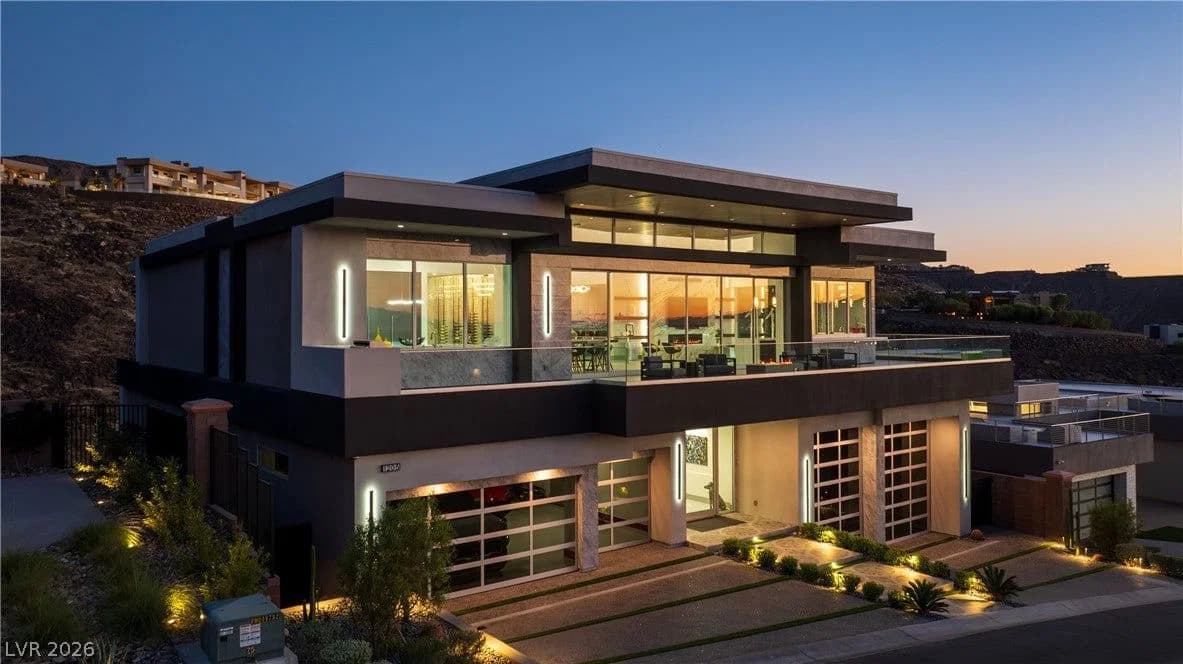 1205 Amber Rim Drive