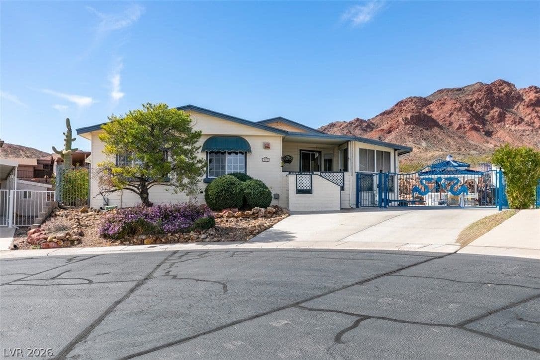 579 Lake Huron Lane